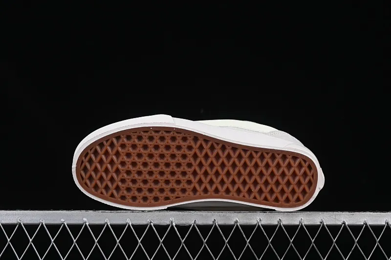 All categories Vans Vans series Vans Low Vans low-top Vans Knu Skool Vans low-top retro casual fat bread shoes VN000D6CZ5D